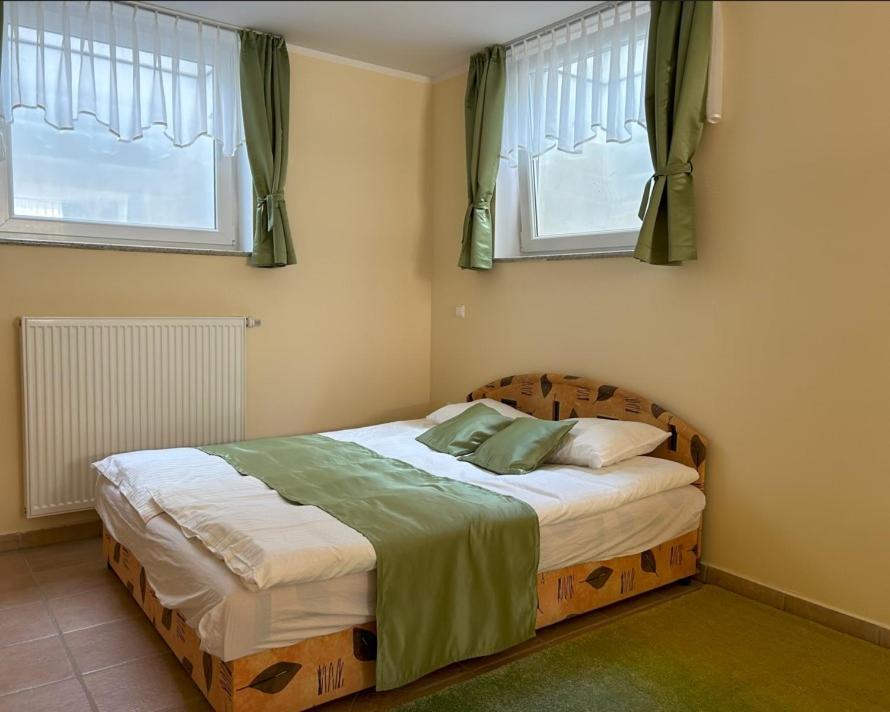 Sos Apartments Radovljica Luaran gambar